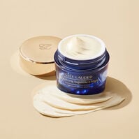 Revitalizing Supreme+ Night Creme  50ml-202486 Revitalizing Supreme+ Night Creme  50ml-202486 1